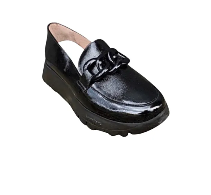 A2405 Black Patent Chain Platform Loafer