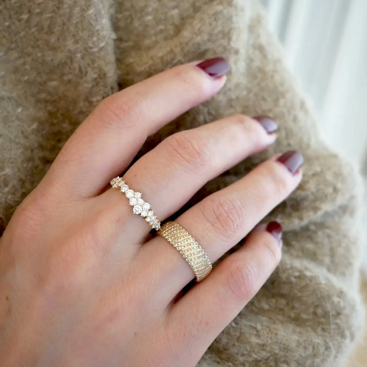 EF Collection - Diamond Cluster Band Ring, Yellow Gold