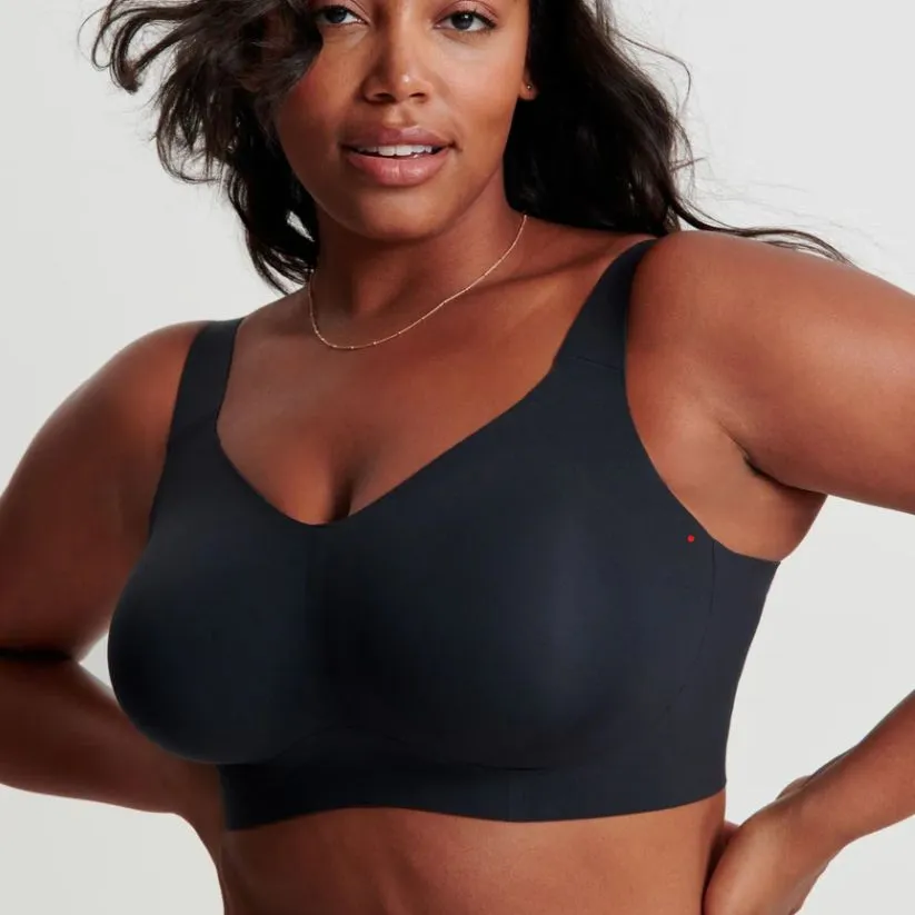 Evelyn & Bobbie Beyond Bra in Limited Black with Rose Gold