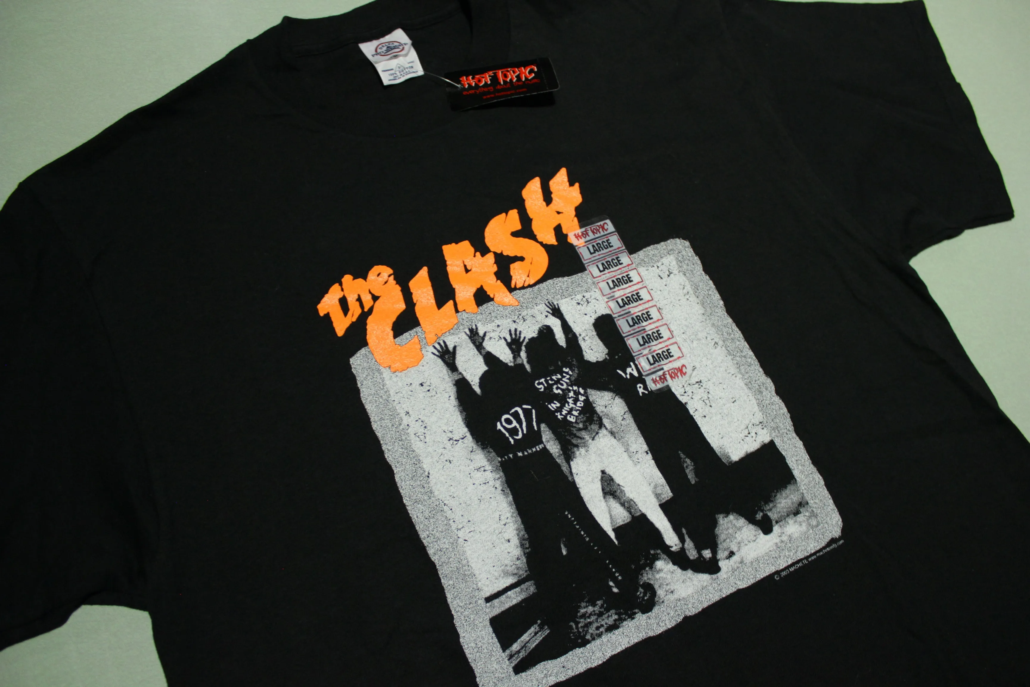 The Clash 2003 Vintage Deadstock NWT Hot Topic MacheteMFG Band T-Shirt